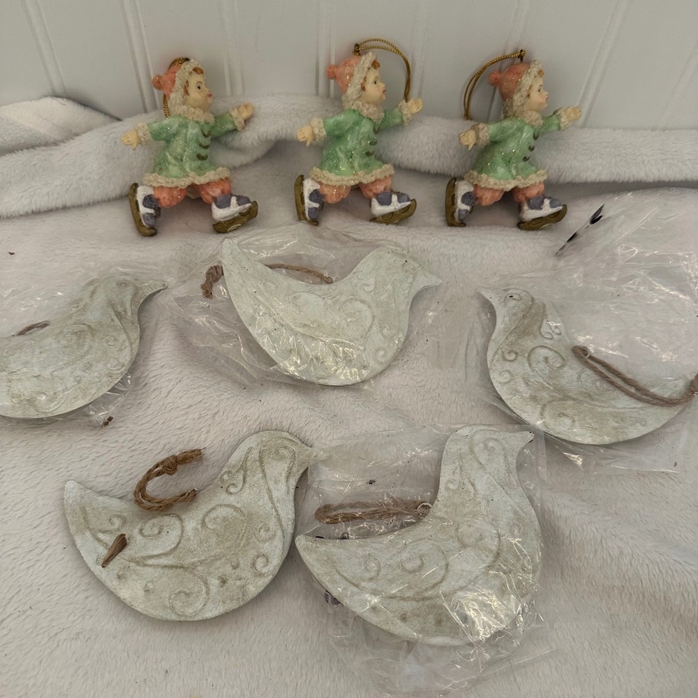 Unbranded Christmas Ornament Lot Mixed Multicolor Exc Angels Birds Skater‎ Vntge